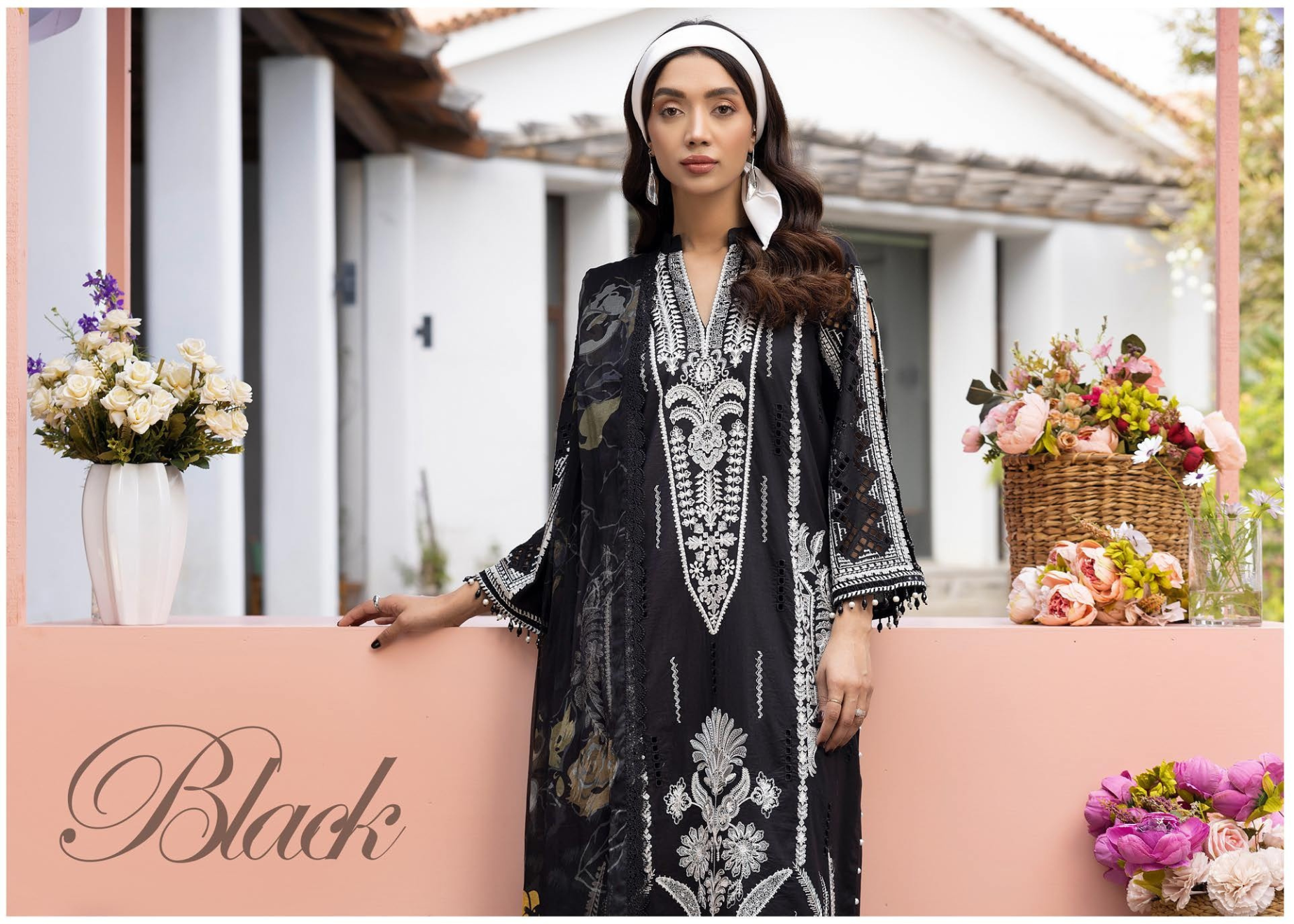 ELEGANCE BY KHOOBSURAT SIGNATURE LAWN COLLECTION (KE-702)