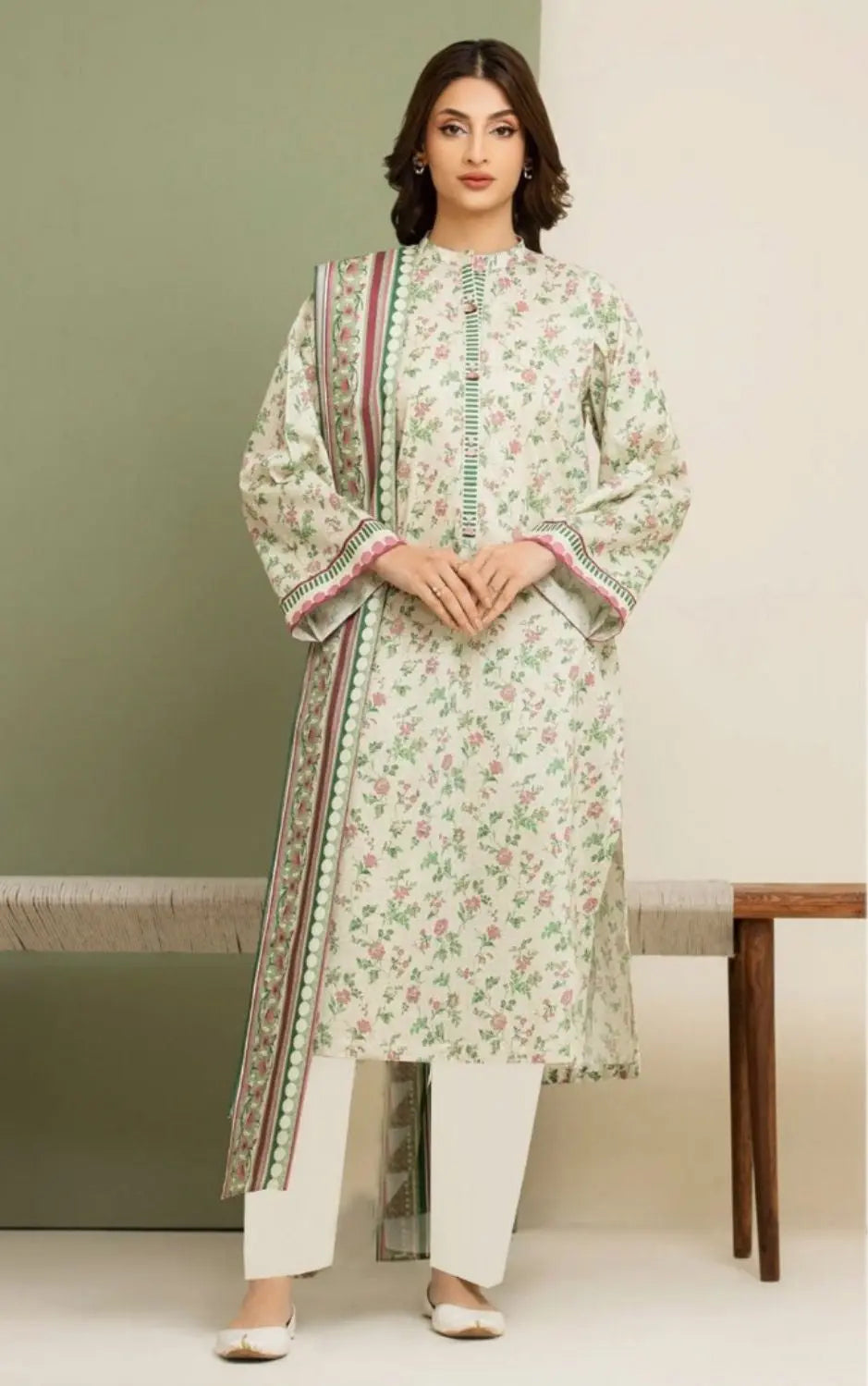Ivory Blossom - 3 Piece Printed Lawn Suit | Timeless Grace in Soft Florals Khoobsurat