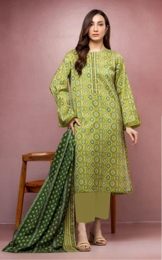 Mehndi Glow - 3 Piece Printed Lawn Suit | Mustard & Deep Green Harmony