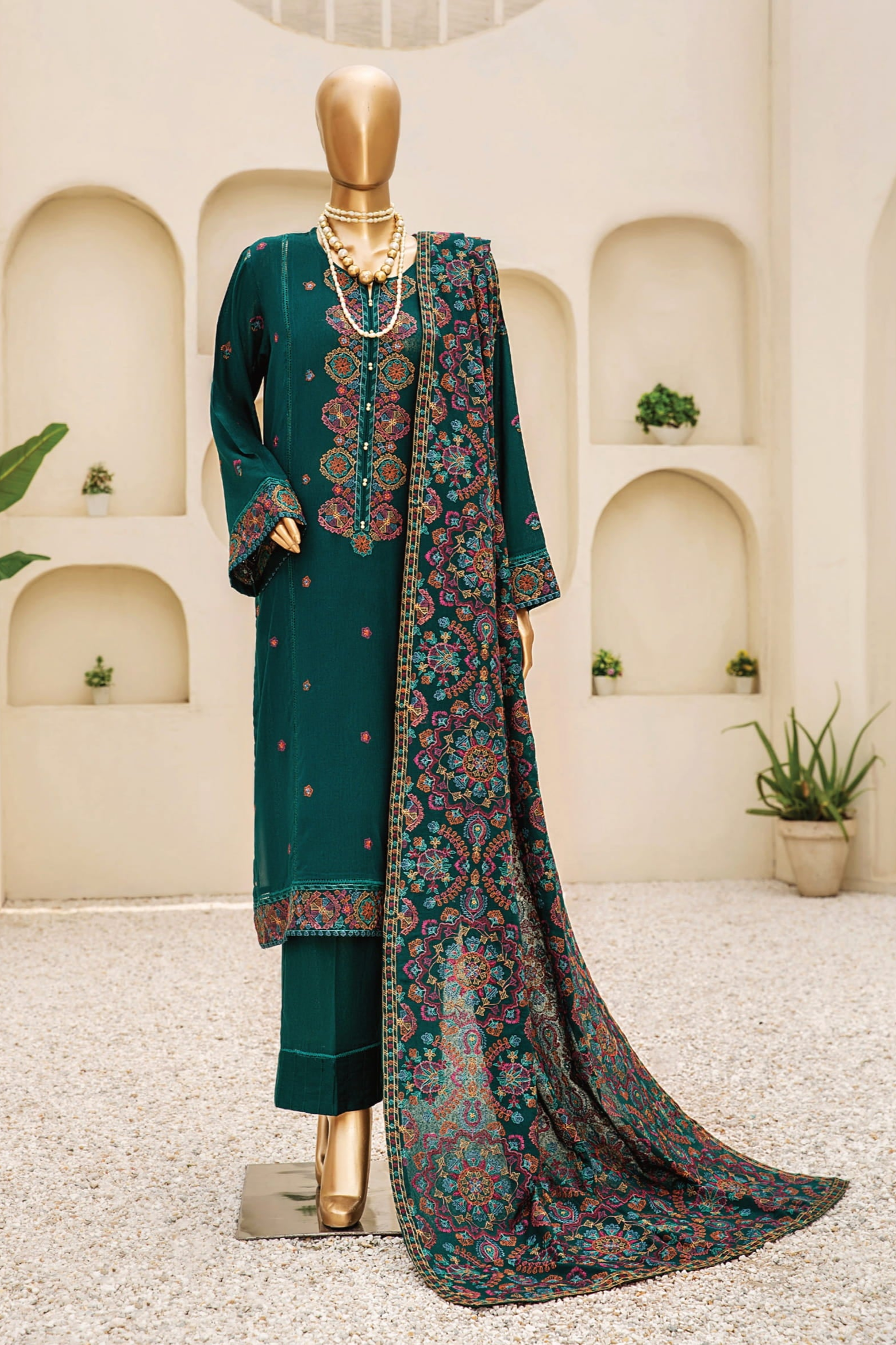 Dukhter Signature Karandi 3 Piece Suit Vol-1 (D-01)