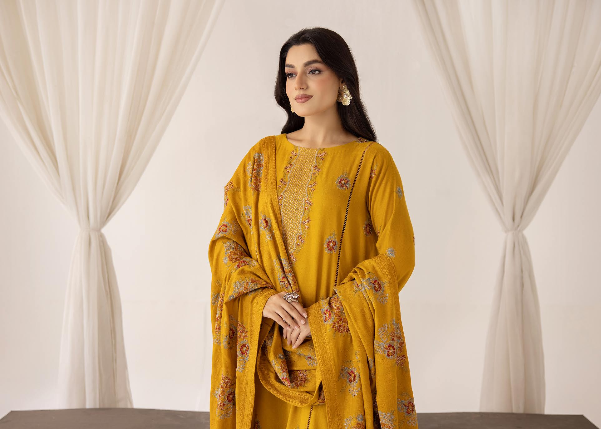 Husn-e-jahan Embroiderdr Peach Leather Collection by Khoobsurat (hj-108)