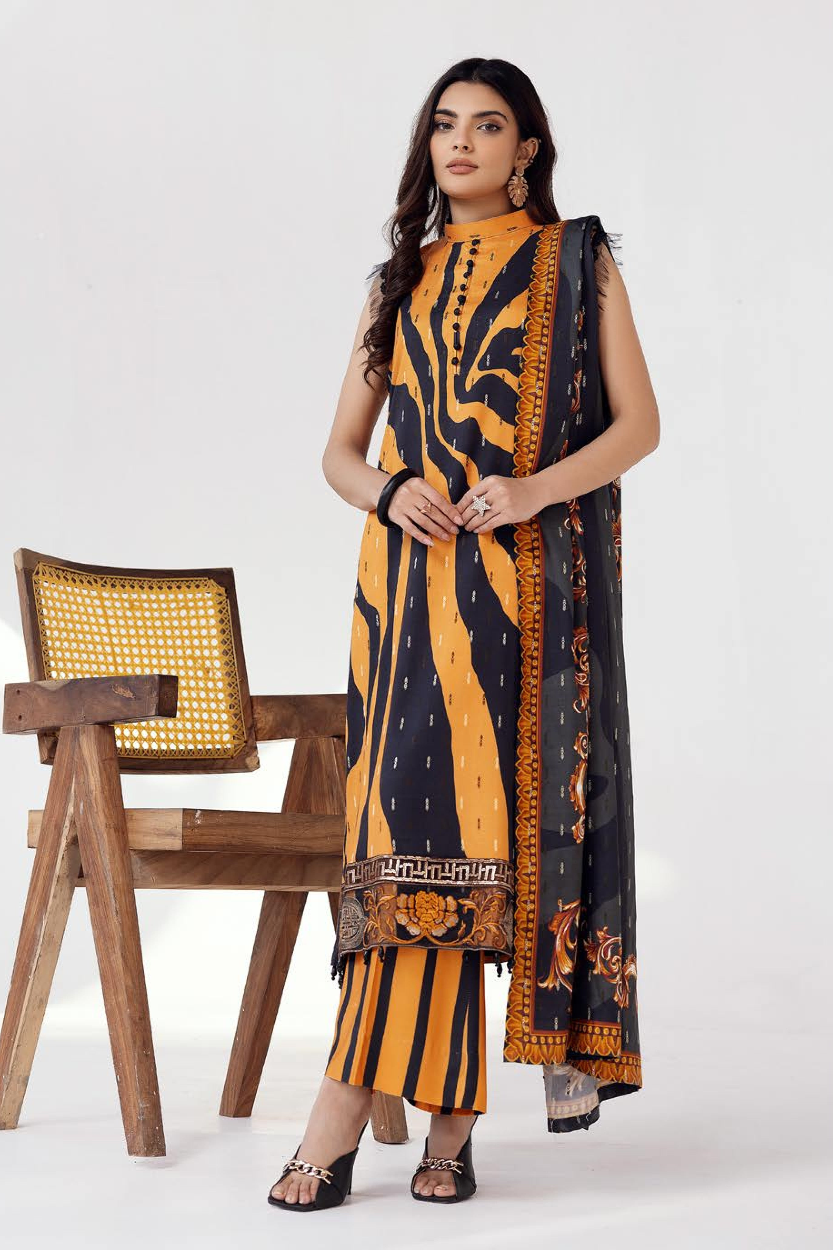 Rang Nagar Printed Slub 3 Piece Suit (RN-05)