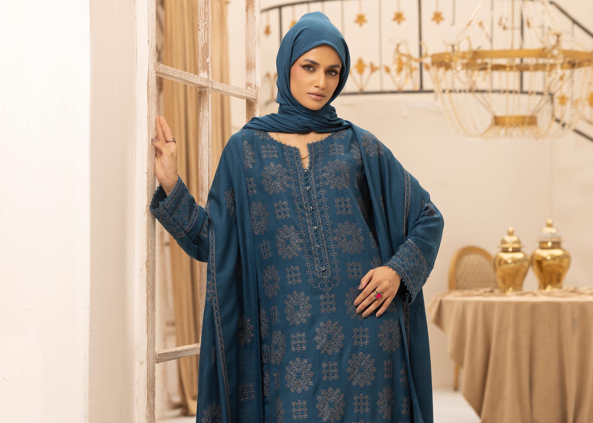 SALEEQA BY KHOOBSURAT EMBROIDERED PEACH LEATHER COLLECTION