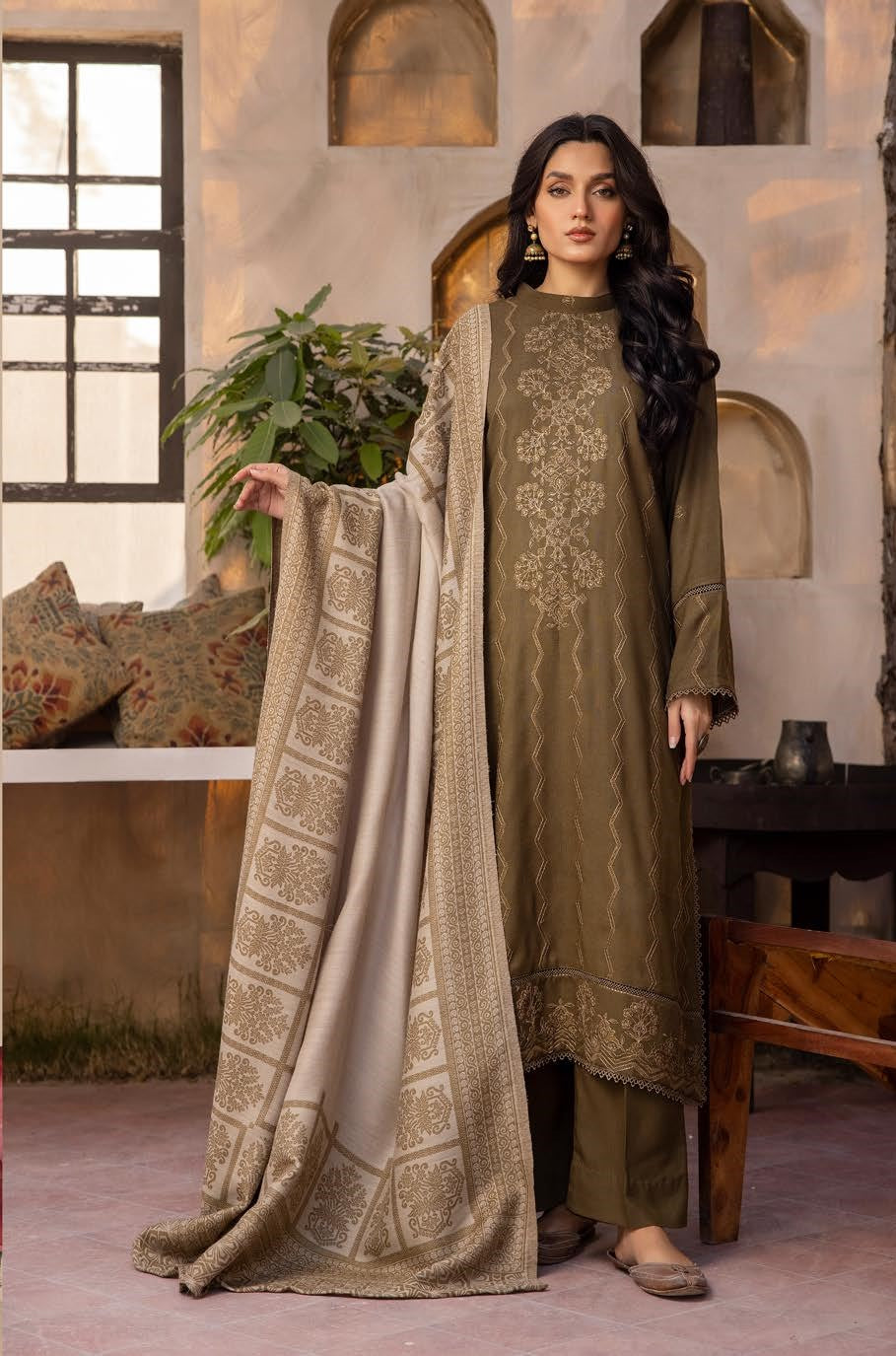 Zeenat by khoobsurat Embroidered Peach Leather Collection with Sawati Shawl (Z-05)