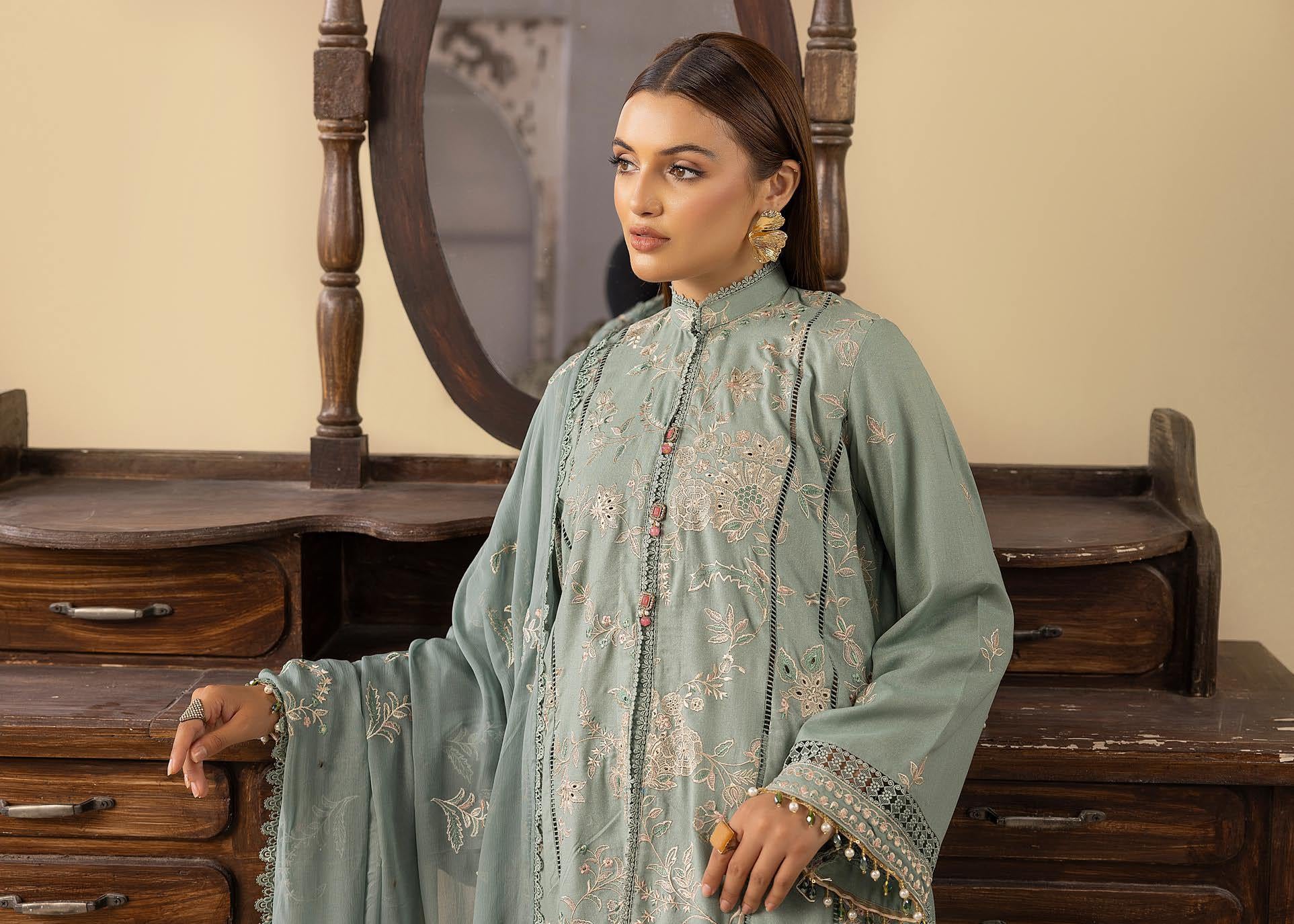 Shaamiyana Signature Karandi 3 Piece Suit (KS-308)